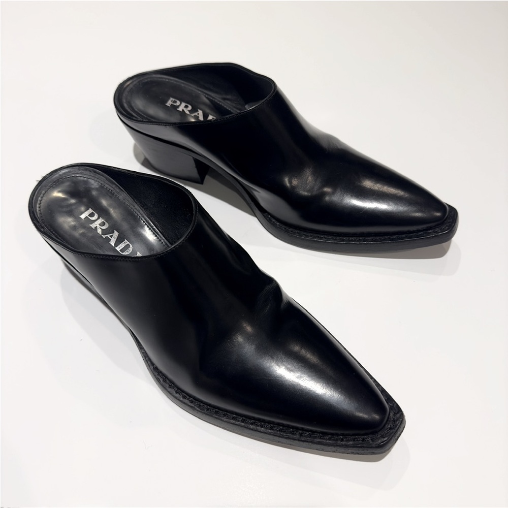 Prada Women’s chunky Heel Black Leather Mules - Picture 1 of 5